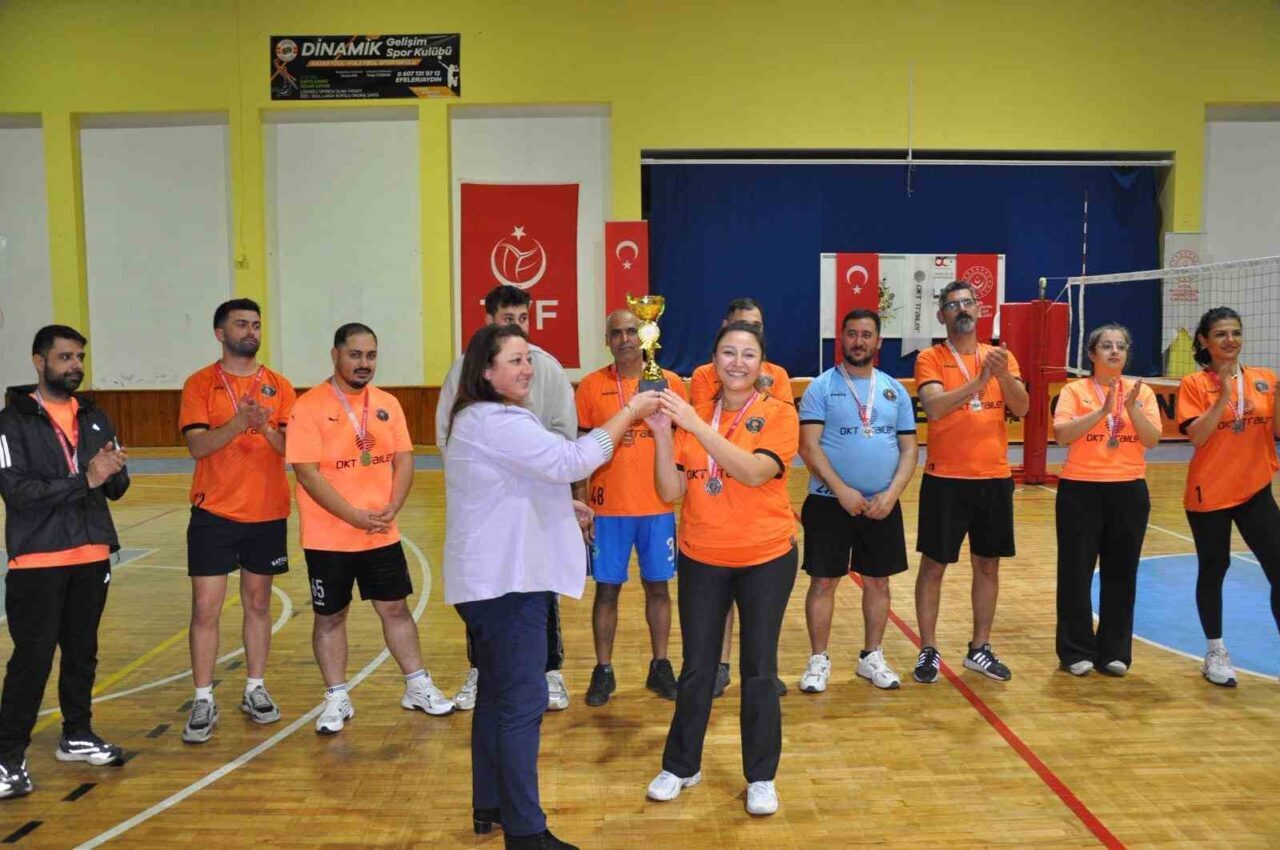 OKT Trailer, 25 Kasım Kadına Yönelik Şiddete Karşı Uluslararası Mücadele