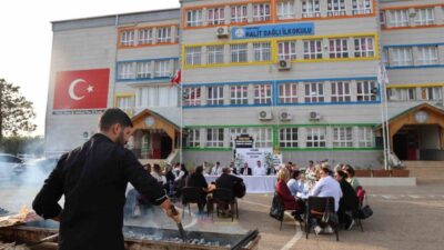 Adana'nın Kozan ilçesinde 24 Kasım Öğretmenler Günü, Halit Dağlı İlköğretim