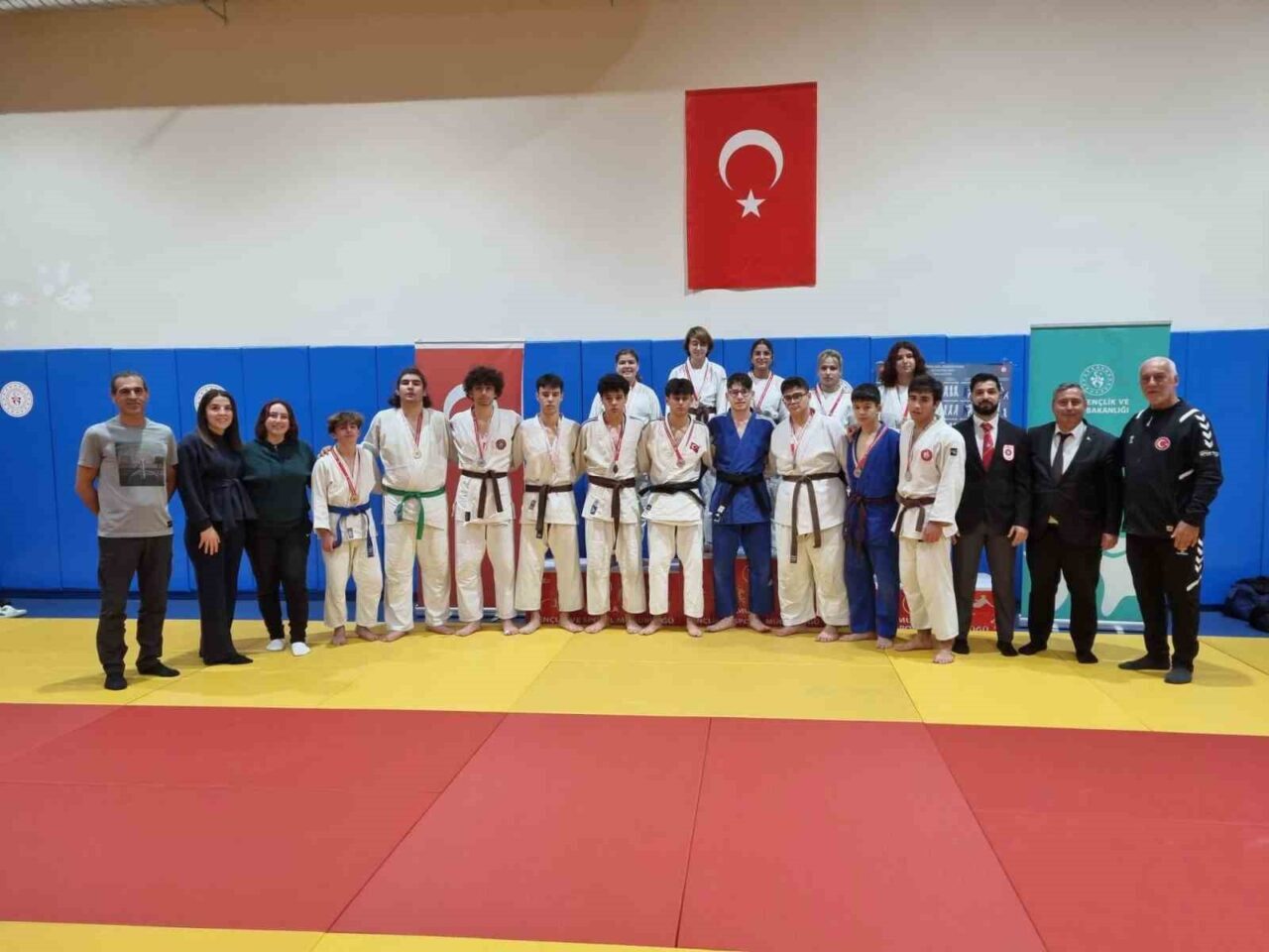 Menteşe Spor Salonu, Gençler Judo İl Birinciliği'ne ev sahipliği yaptı.