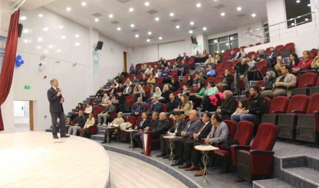 Kütahya İl Milli Eğitim Müdürlüğü, "Veli Buluşmaları" programında okul-veli iş