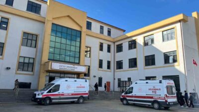 Tekirdağ'ın Kapaklı ilçesindeki Oktay Sinanoğlu Anadolu Lisesi'nde düzenlenen 24 Kasım