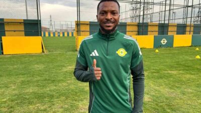 Esenler Erokspor'un Nijeryalı futbolcusu Olarenwaju Kayode, Galatasaray'a transferi gündemde olan