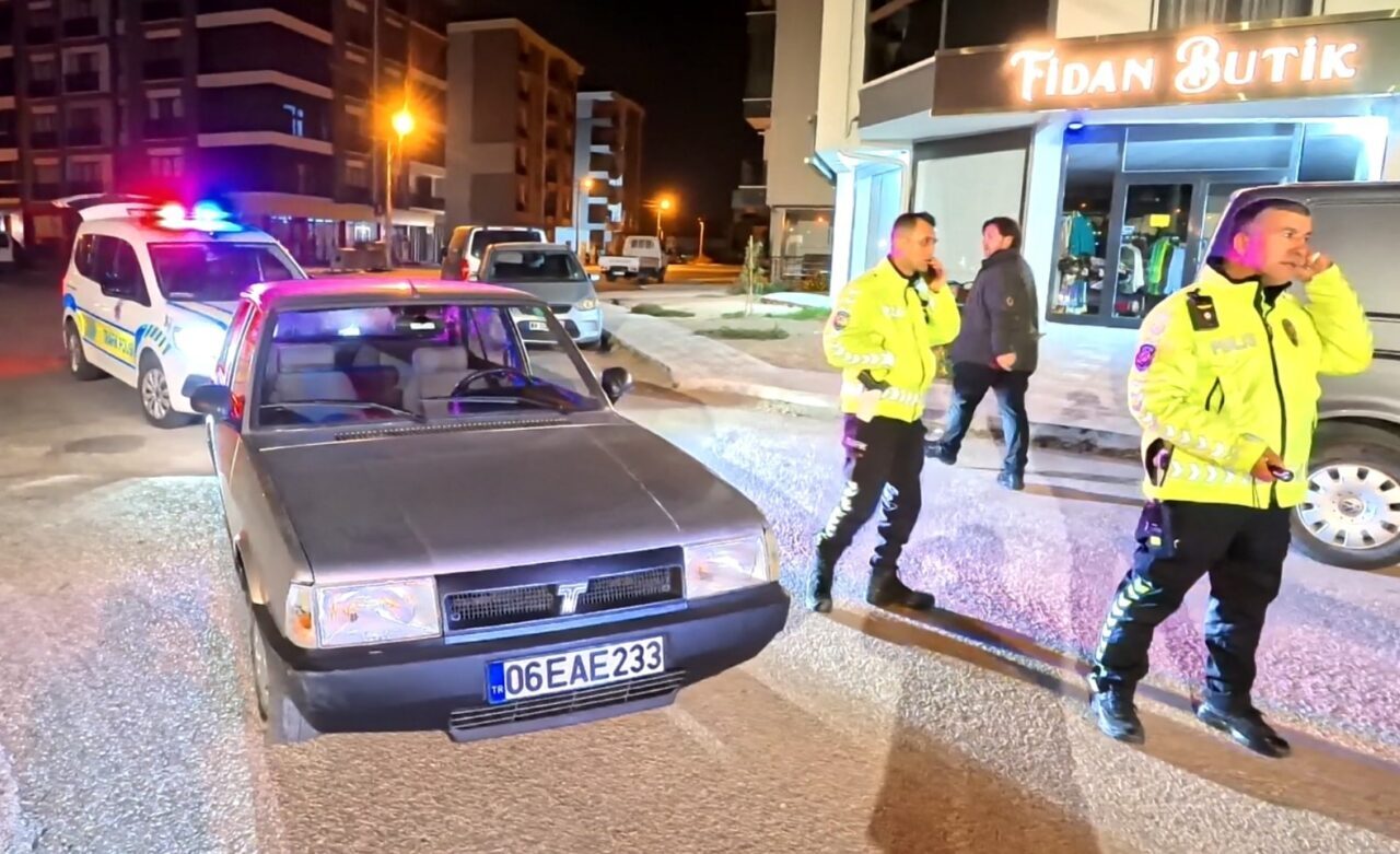 Aksaray'da drift atarak polisten kaçmaya çalışan sürücü, il emniyet müdürlüğü