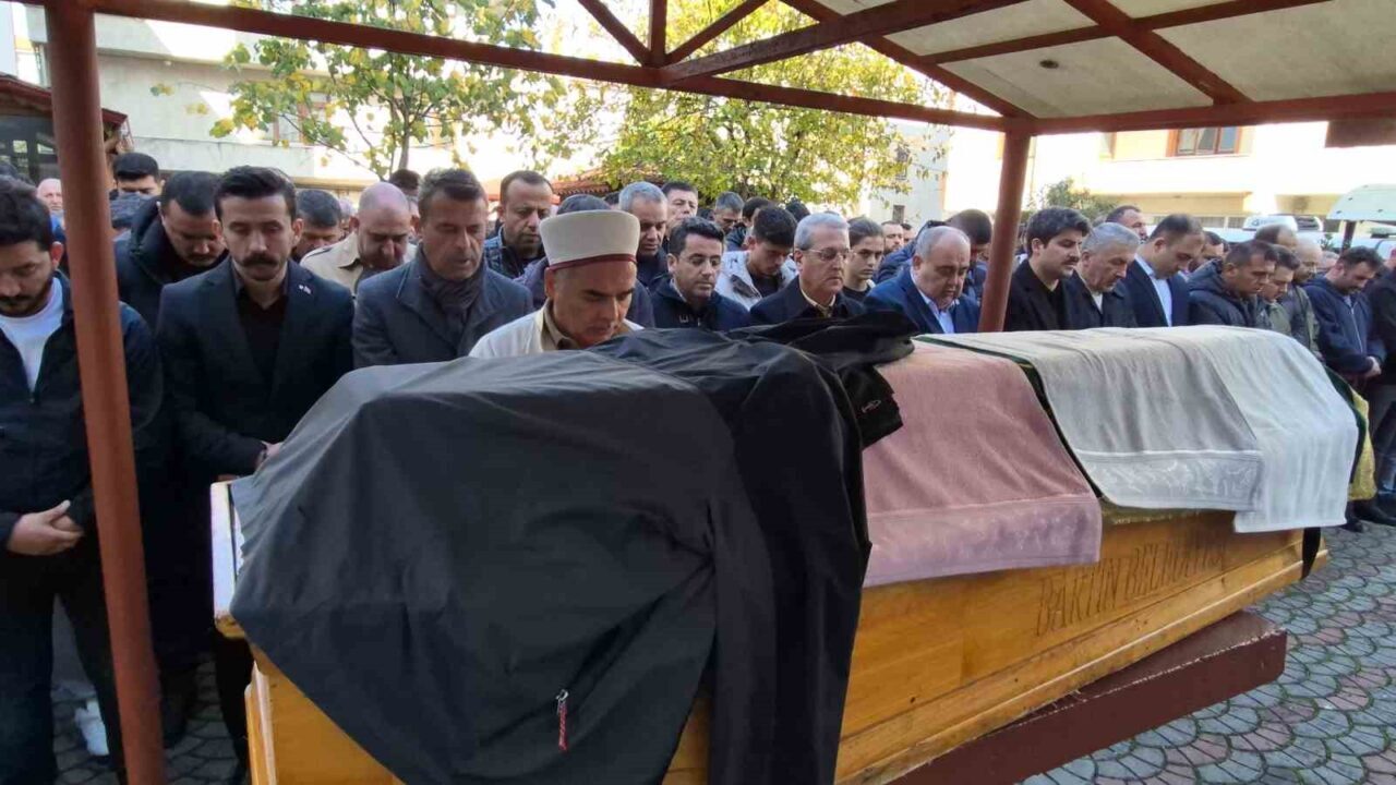 Bartın'da evinde ölü bulunan 34 yaşındaki güvenlik görevlisi Onur Acar,