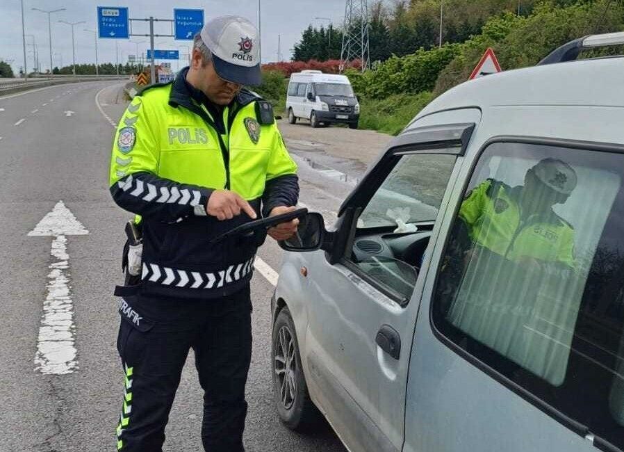 Ordu'da trafik kazalarını azaltmak amacıyla gerçekleştirilen denetimlerde, 19 bin 171