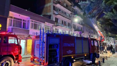 Ordu'nun Altınordu ilçesinde, 4 katlı bir apartmanın çatı katında çıkan