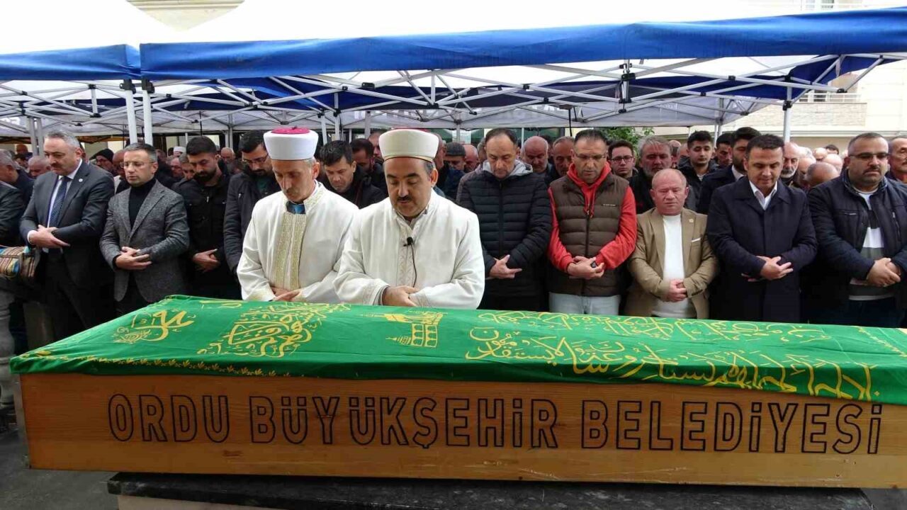 Ordu’nun Fatsa ilçesindeki bir taş ocağında meydana gelen göçükte yaşamını