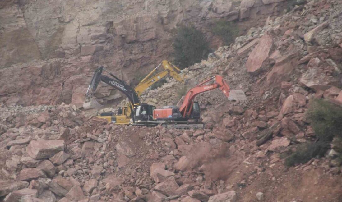 Fatsa’daki Maden Ocağındaki Göçükte İki Şahsın Cansız Bedeni Bulundu Ordu'nun Fatsa ilçesindeki bir maden ocağında meydana gelen göçükte, 75