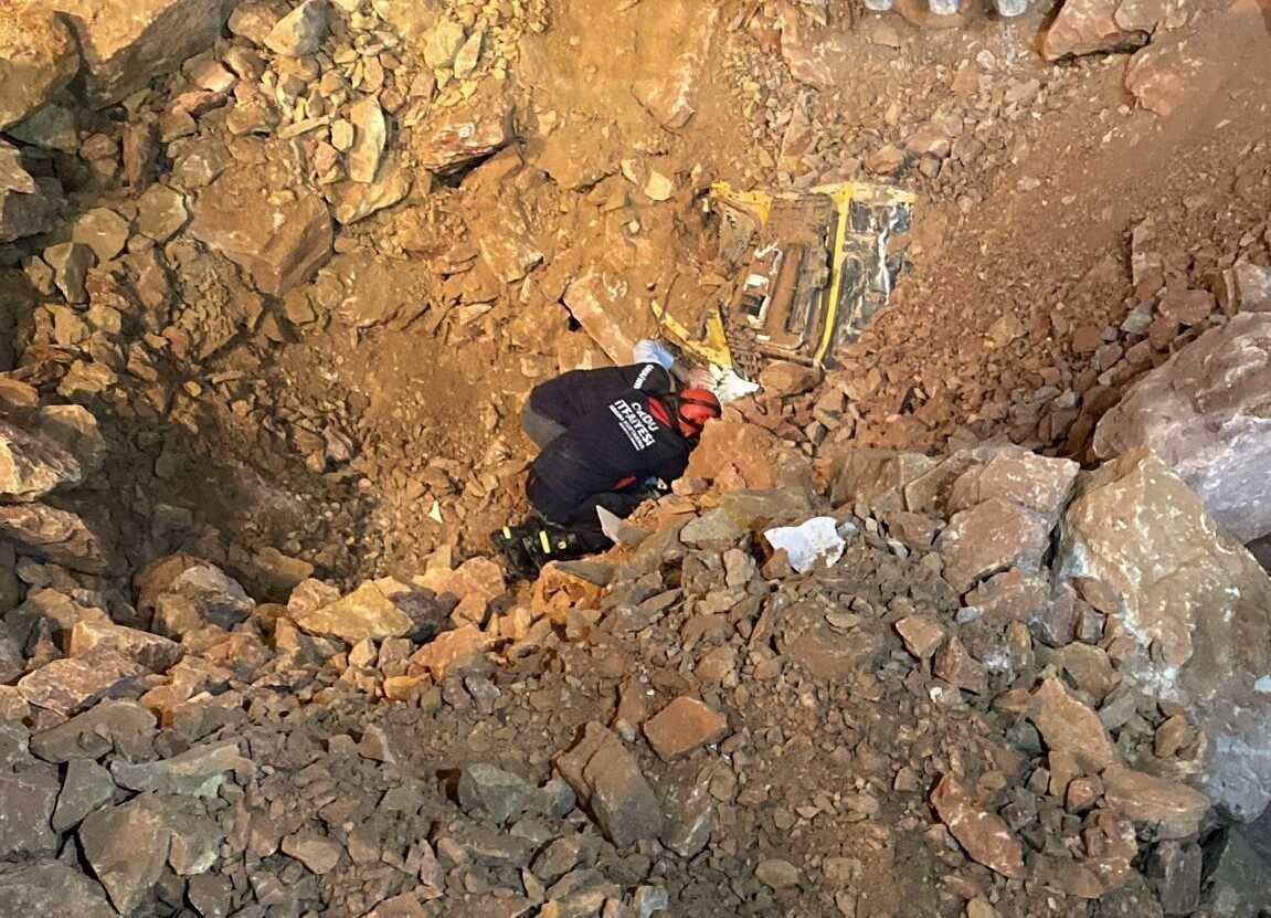 Ordu'nun Fatsa ilçesindeki bir taş ocağında meydana gelen göçükte, Burak