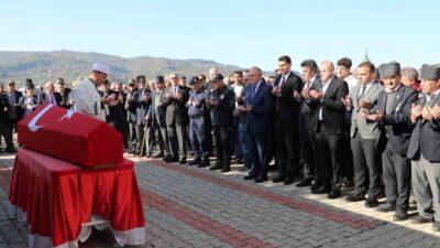 Kıbrıs Gazisi Mahmut Akbolat, Ordu'nun Çamaş ilçesinde düzenlenen cenaze töreni