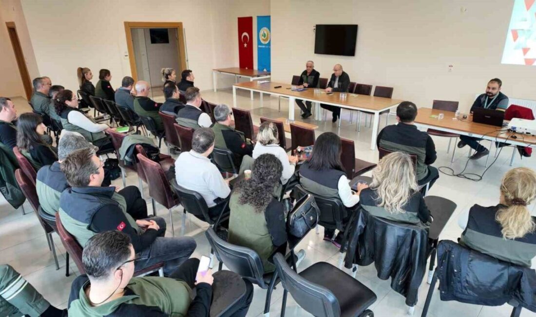 Çanakkale'de Orman Bölge Müdürlüğü çalışanlarına koruyucu ruh sağlığı eğitimi verildi.