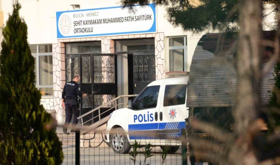 Bilecik’te Uzatma Kablosu Kullanırken Elektrik Çarpması Sonucu Öğrenci Hastaneye Kaldırıldı Bilecik'teki Şehit Muhammet Fatih Safitürk Ortaokulu'nda 13 yaşındaki B.B.Ç., uzatma