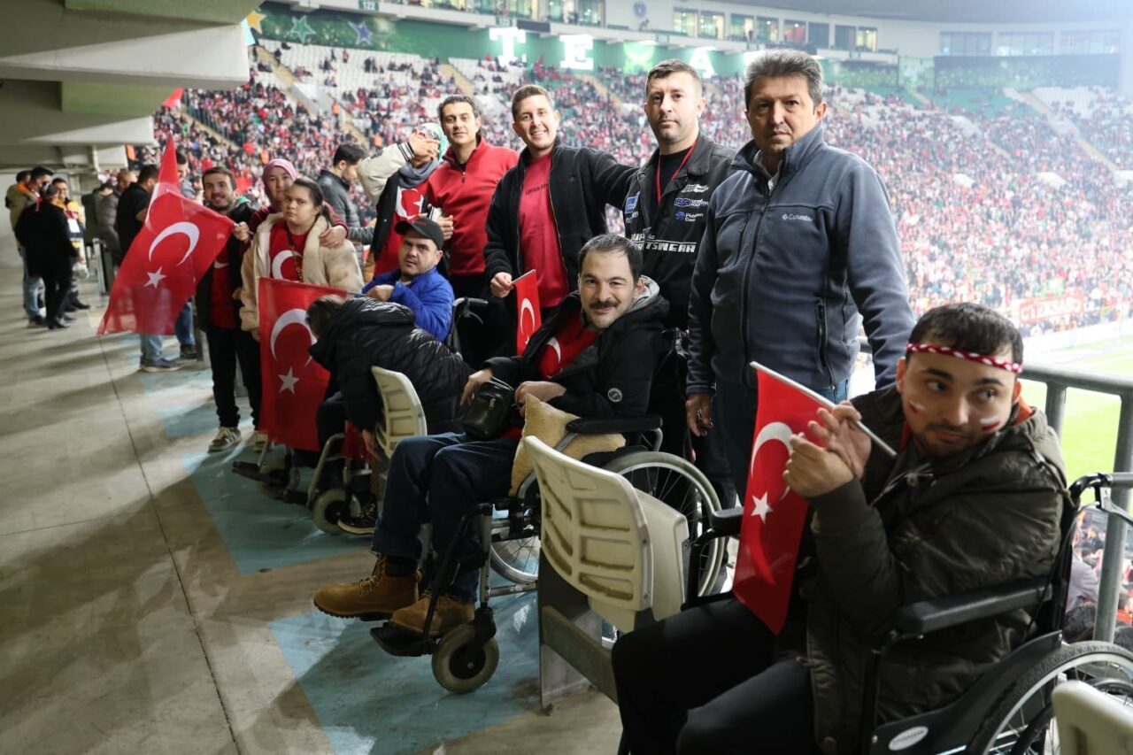 Osmangazi Belediyesi, OBAM üyesi engelli bireyleri Türkiye ile Bulgaristan arasındaki