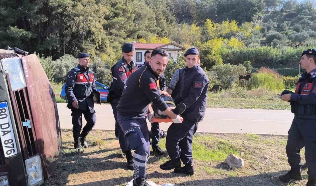 Düziçi’nde Kontrolden Çıkan Araç Refüje Çarparak Devrildi, Sürücü Hafif Yaralandı Osmaniye'nin Düziçi ilçesinde bir otomobil, kontrolden çıkarak refüje çarptı ve