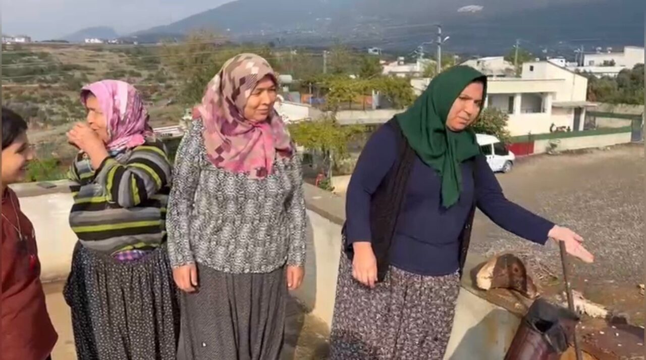 Düziçi’ndeki sağanak yağış sırasında bir eve yıldırım düştü, maddi hasar oluştu