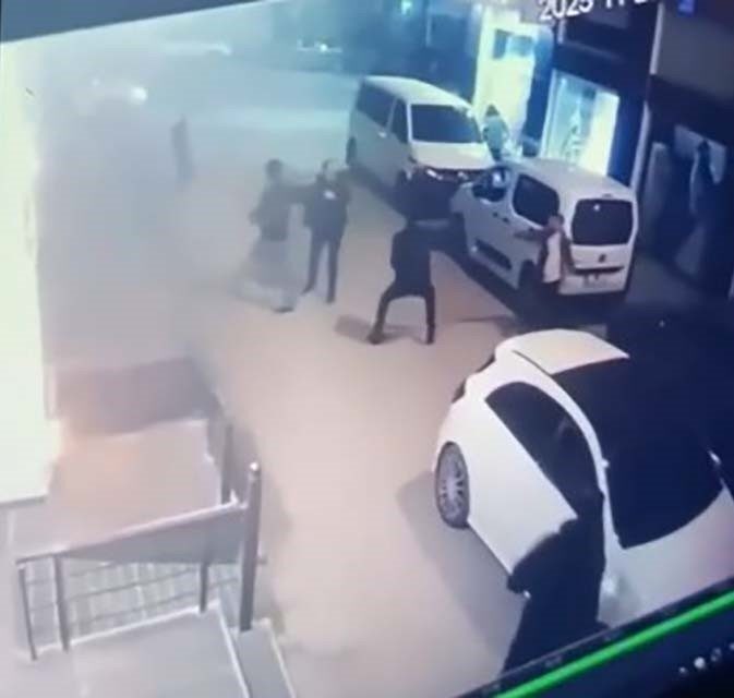 Van İpekyolu'nda bir otelde meydana gelen silahlı çatışmada otel sahibi