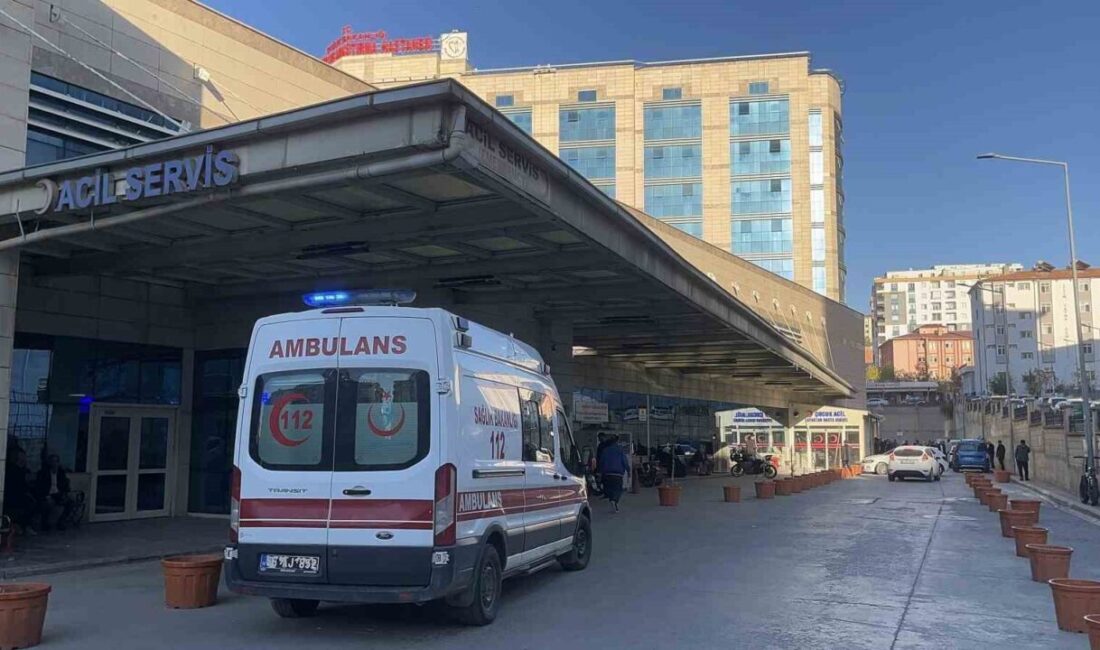 Siirt’te meydana gelen trafik kazasında motosiklet sürücüsü hayatını kaybetti Siirt’te bir halk otobüsü ile motosikletin çarpışması sonucu motosiklet sürücüsü