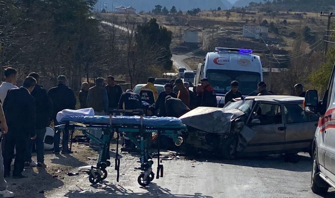 Konya’nın Derebucak İlçesinde Otomobil ve Hafif Ticari Araç Çarpıştı: Üç Yaralı Konya'nın Derebucak ilçesinde M.T. yönetimindeki hafif ticari araç, T.Y. idaresindeki
