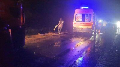 Adıyaman'da otomobil ile kamyonun çarpışması sonucu Bedir Türkemiş, Reşat Düzgün
