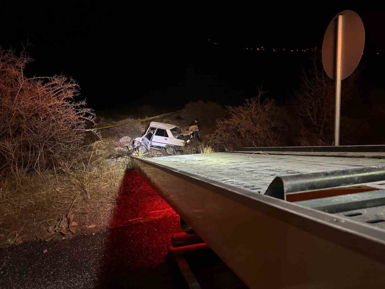 Kahramanmaraş’ta Ramazan Daylak’ın kontrolündeki otomobil kayalıklara çarparak kaza yaptı. Daylak