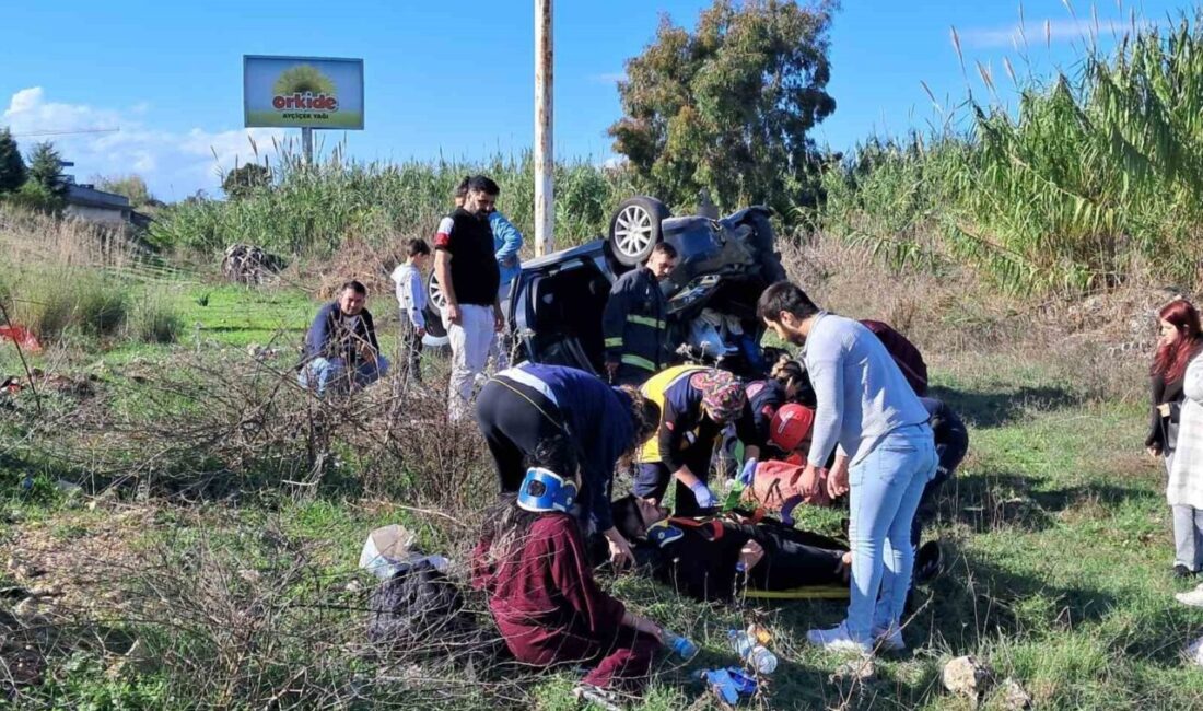 Serik’te Takla Atan Araçta Aileden 3 Kişi Yaralandı Antalya'nın Serik ilçesinde meydana gelen kazada Hakan K. yönetimindeki otomobil,