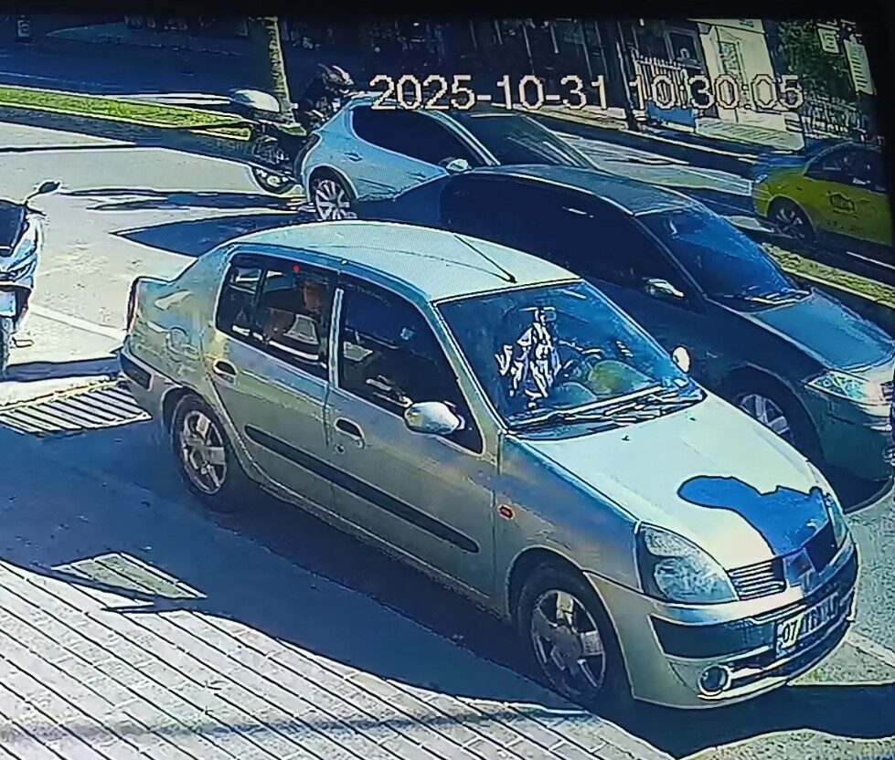 Antalya'nın Manavgat ilçesinde Doğukan Adil D. yönetimindeki motosiklet, seyir halindeki