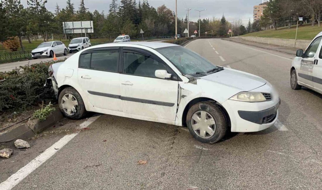 Eskişehir'de karşıdan karşıya geçmek isteyen S.K. (53) ve Ü.Ö. adlı