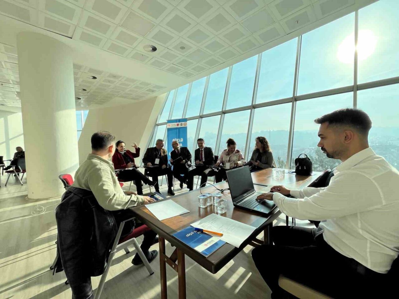 Kastamonu Üniversitesi'nin liderliğinde, "Güçlü Baba Güçlü Özel Birey Çalıştayı" düzenlendi.