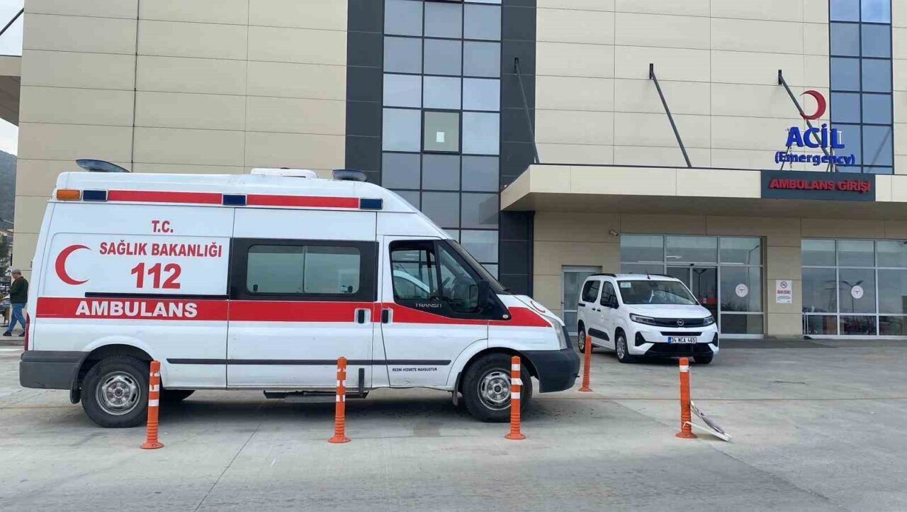 Burdur’da Özel Okuldaki Gıda Zehirlenmesi Olayında 33 Öğrenci ve 1 Öğretmen Hastaneye Başvurdu