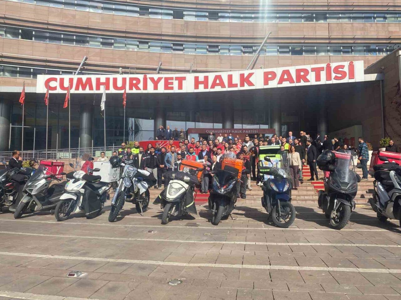Cumhuriyet Halk Partisi (CHP) Genel Başkanı Özgür Özel, 'Emeğin Türkiye’si
