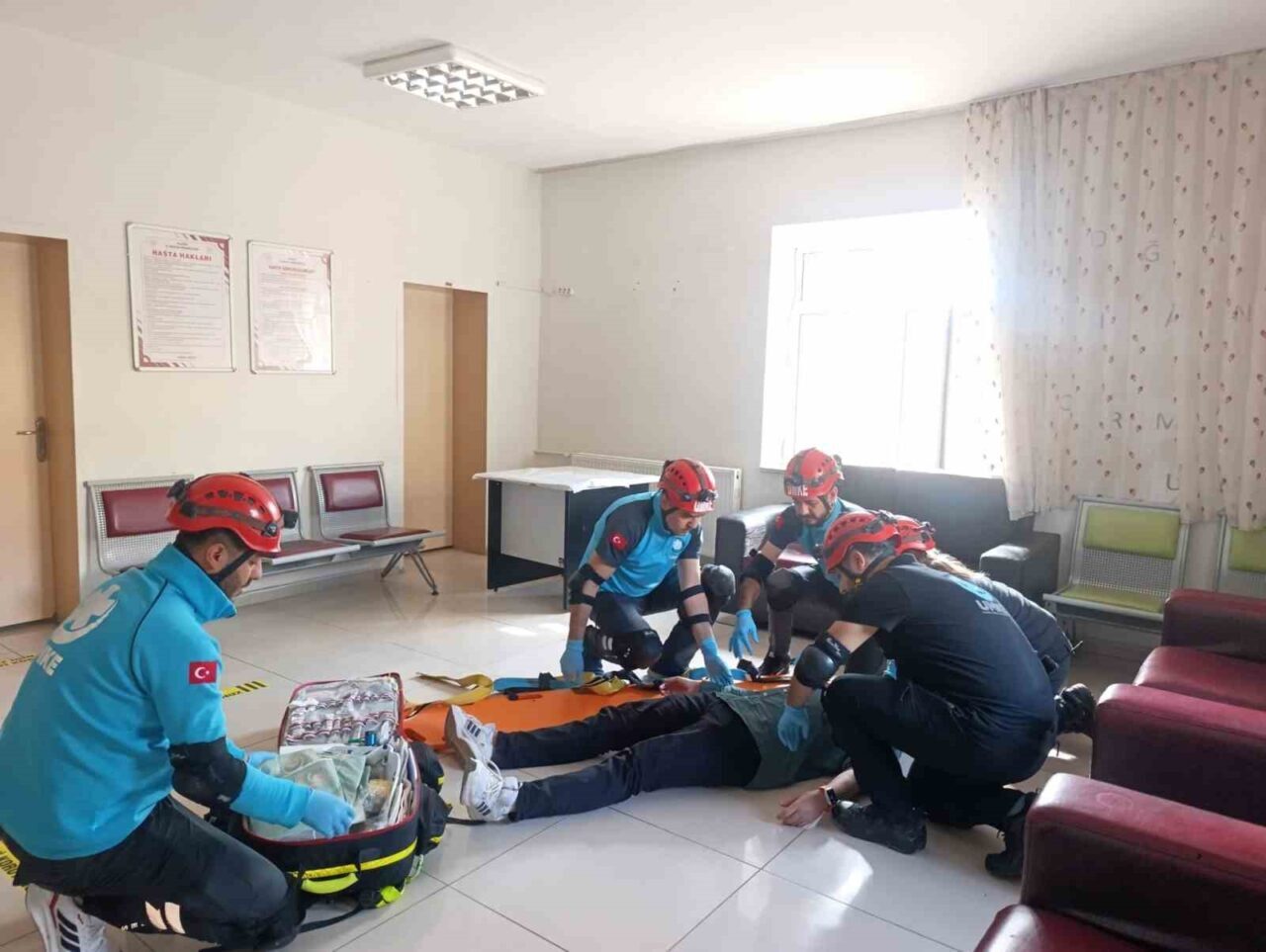 Elazığ’ın Palu Devlet Hastanesi, afetlere karşı hazırlık amacıyla deprem ve