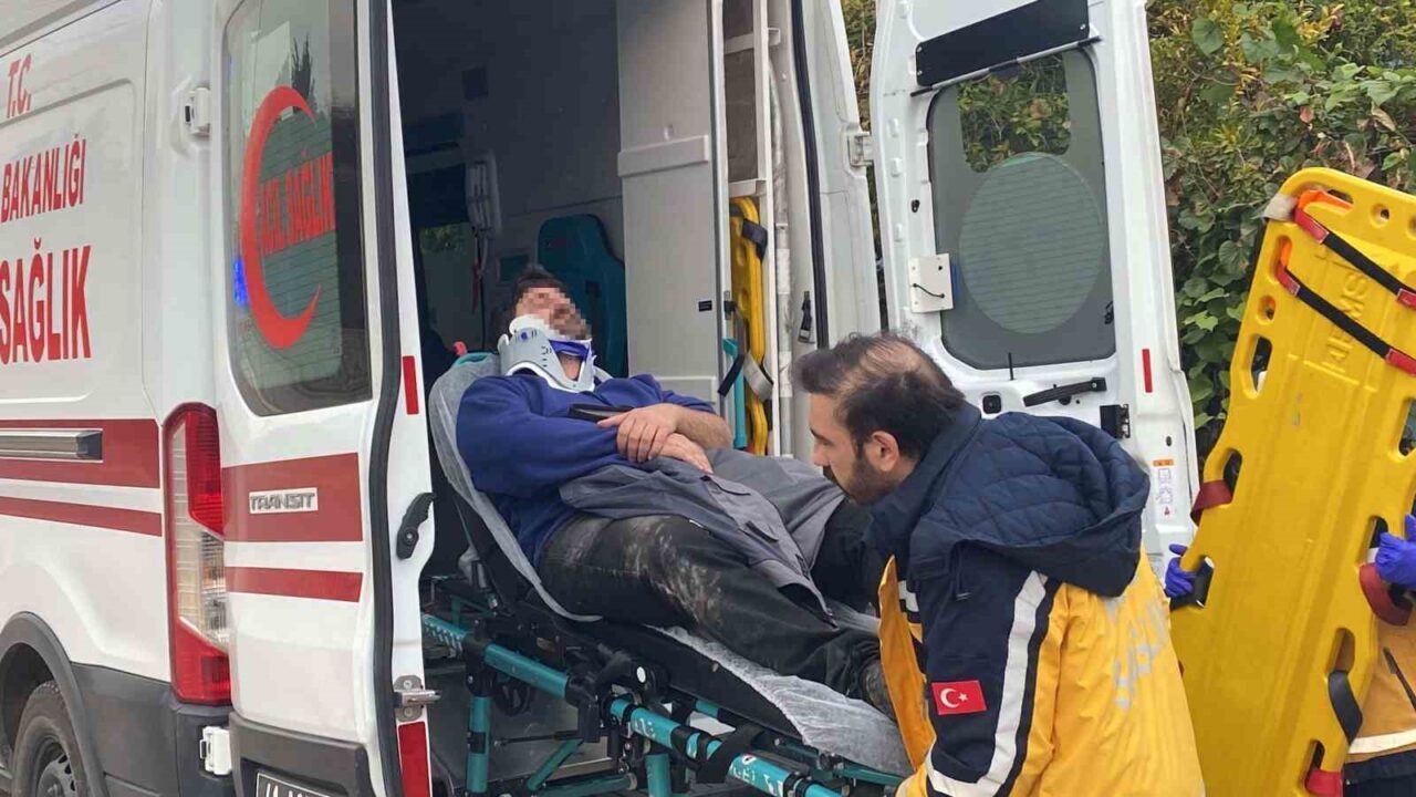 Körfez’de Motosikletle Panelvan Çarpıştı: Bir Yaralı Var