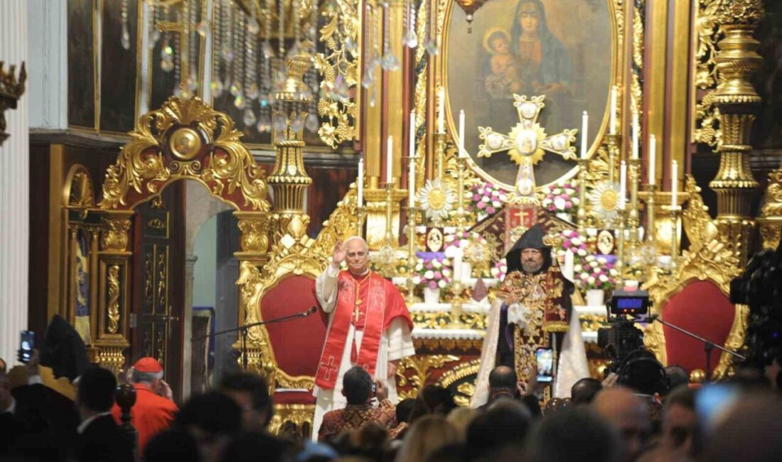 Papa 14. Leo, İstanbul'da gerçekleştirdiği ziyaretler kapsamında Kumkapı'daki Ermeni Apostolik