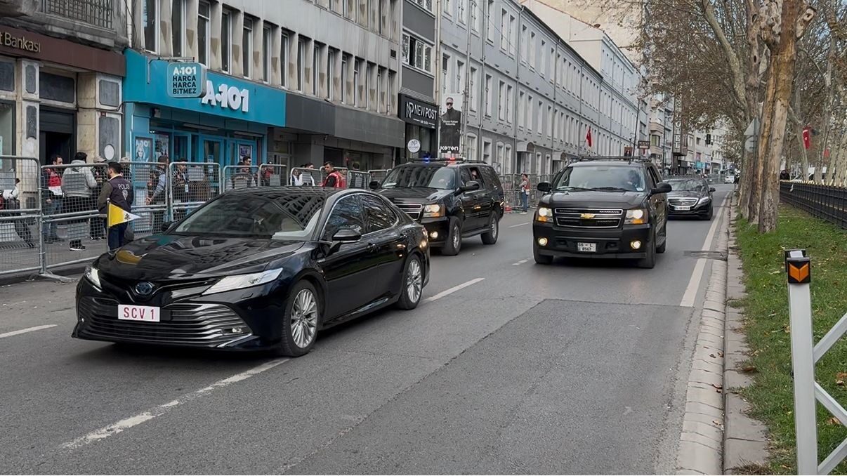 Papa 14. Leo, İstanbul'daki ziyaretleri kapsamında Bomonti Fransız Fakirhanesi'ni ziyaret