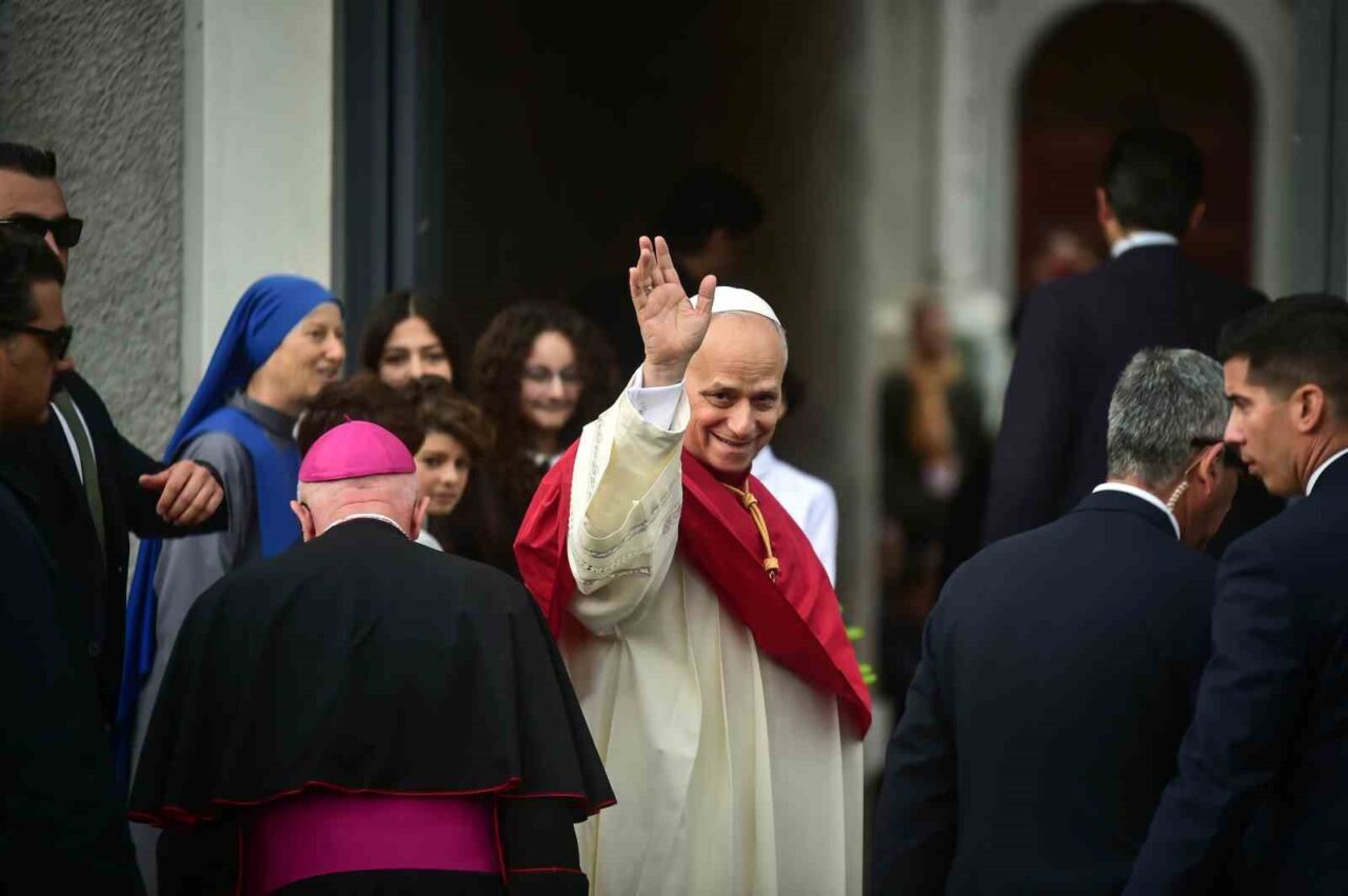 Papa 14. Leo, Cumhurbaşkanı Recep Tayyip Erdoğan’ın davetiyle Türkiye’deki resmi