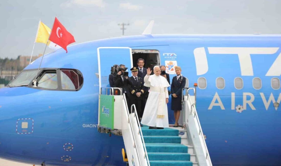 Papa 14. Leo, İstanbul’daki Temaslarının Ardından Türkiye’den Lübnan’a Hareket Etti Papa 14. Leo, İstanbul'da gerçekleştirdiği temasların ardından Atatürk Havalimanı'nda gerçekleştirilen