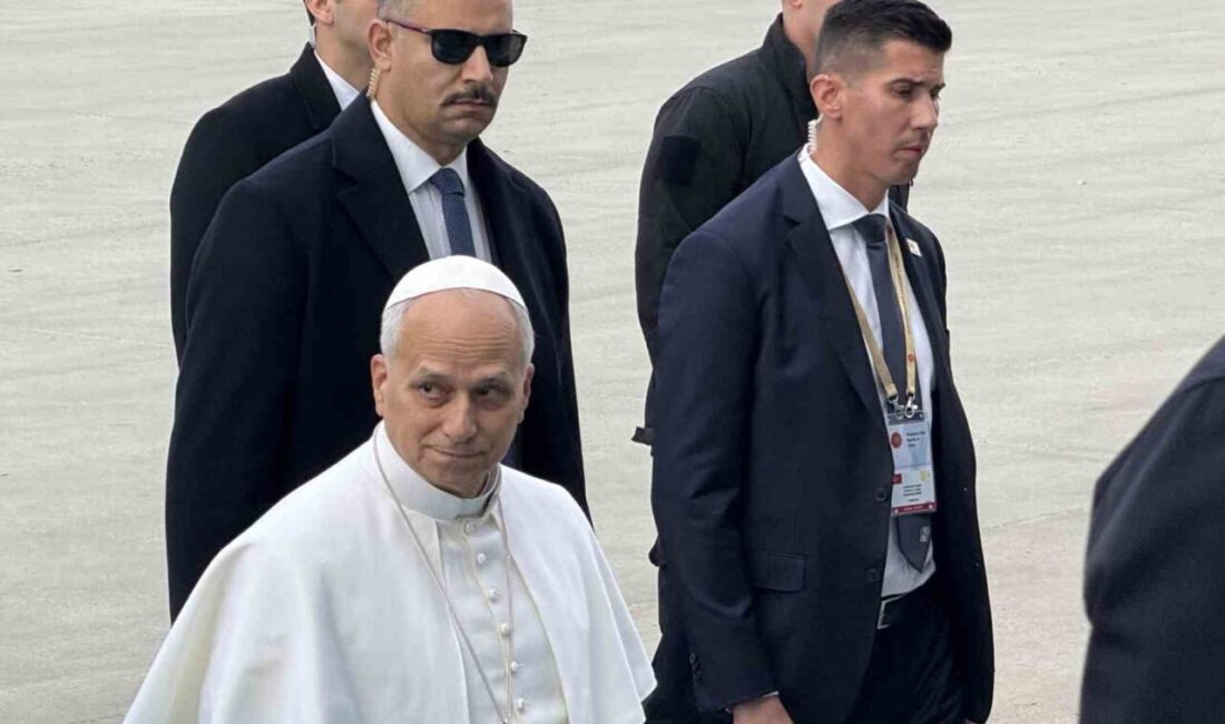 Papa 14. Leo, Türkiye’ye ilk resmi ziyaretini gerçekleştirmek üzere Ankara