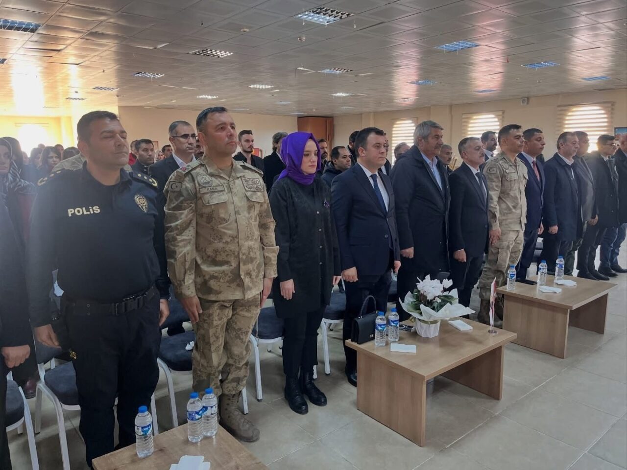 Ağrı’nın Patnos ilçesinde, 24 Kasım Öğretmenler Günü nedeniyle 15 Temmuz