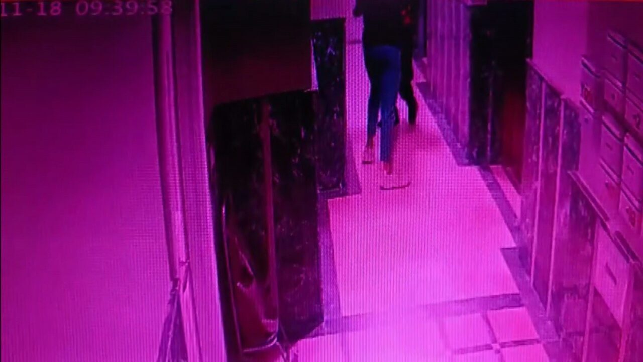 Pendik'te, madde bağımlısı olduğu iddia edilen S.A., eşi F.A.'yı tartışma