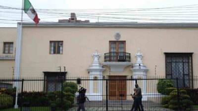 Peru Yüksek Mahkeme Hakimi Juan Carlos Checkley, Meksika'nın Lima Büyükelçiliği'nde