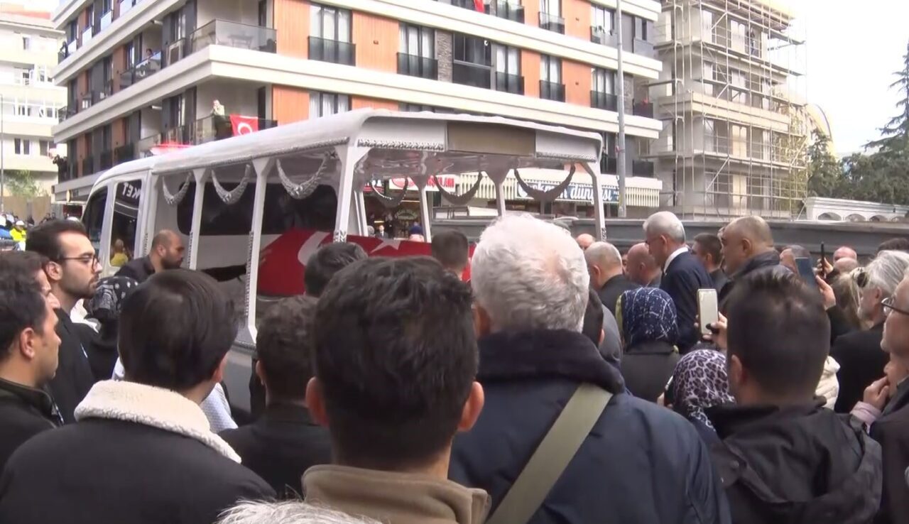 Hırvatistan'da düşen yangın söndürme uçağında şehit olan pilot Hasan Bahar