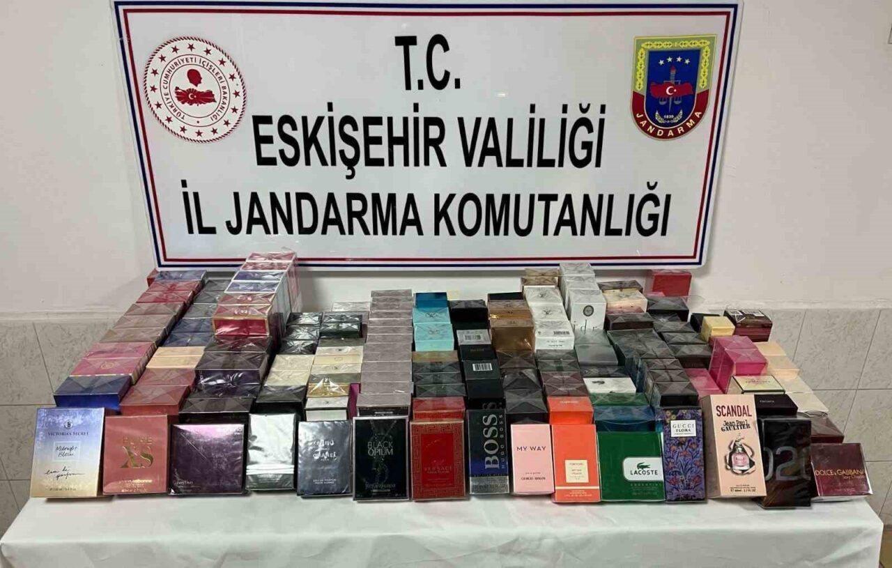 Eskişehir'de jandarma, piyasa değeri 450 bin TL olan 150 faturasız