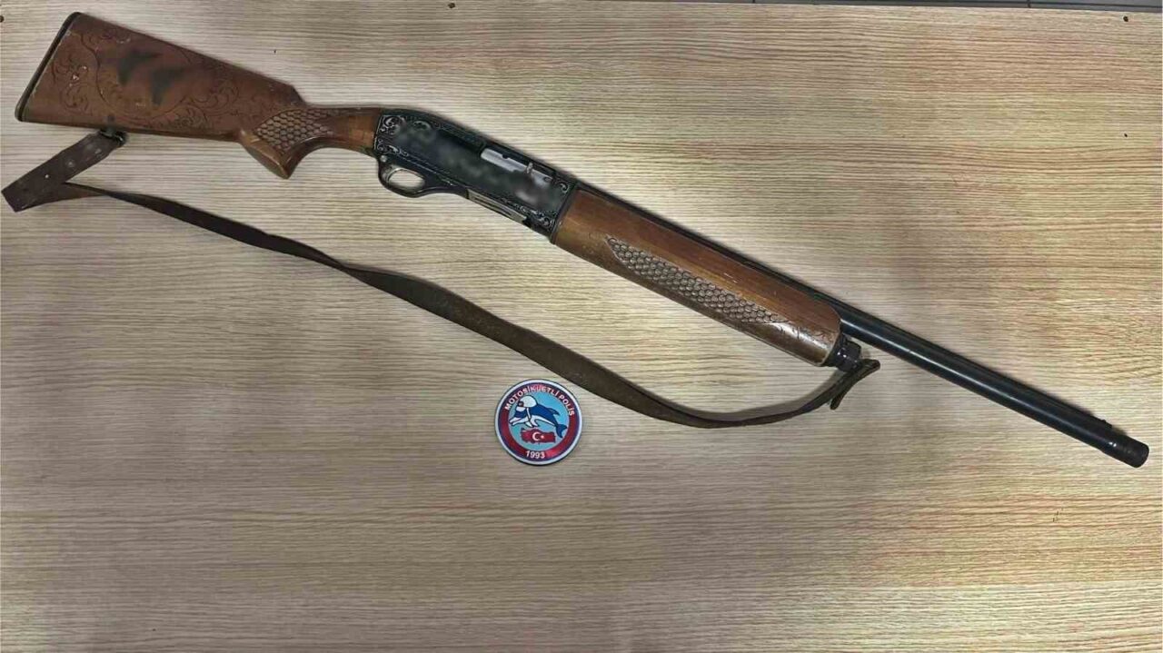 Afyonkarahisar'da 3-10 Kasım tarihleri arasında yapılan polis denetimlerinde 10,072 kişinin