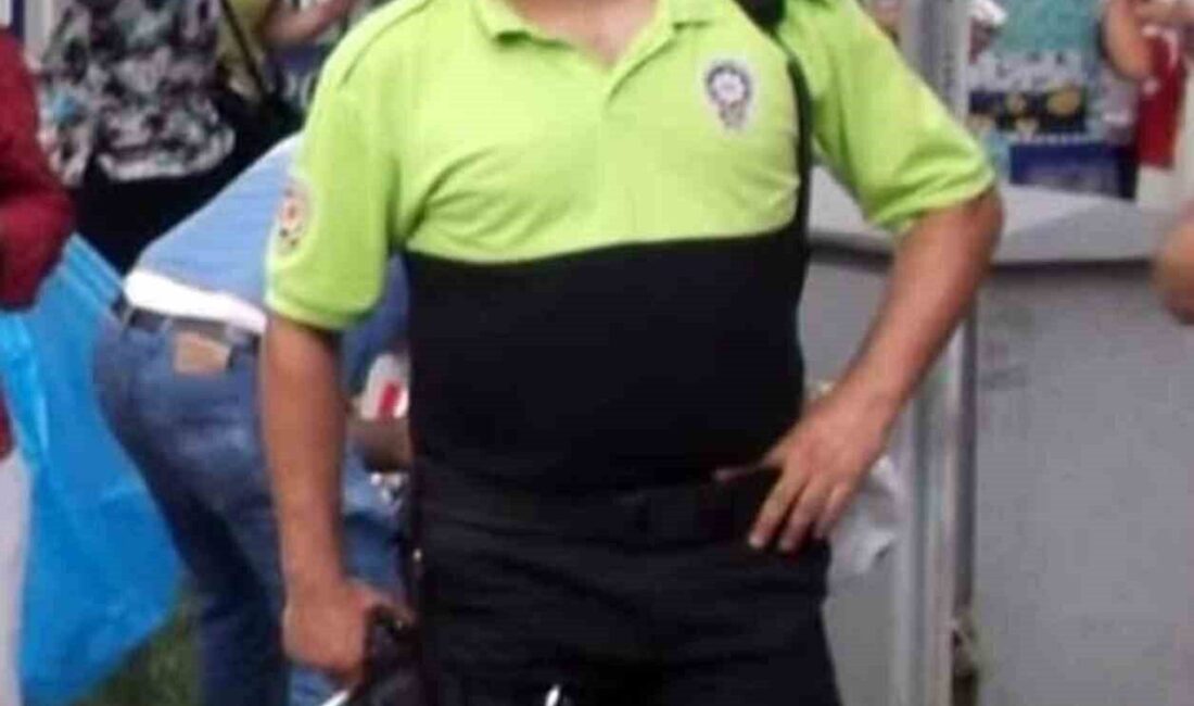 Muğla İl Emniyet Müdürlüğü Trafik Tescil Büro Amirliği'nde görevli polis