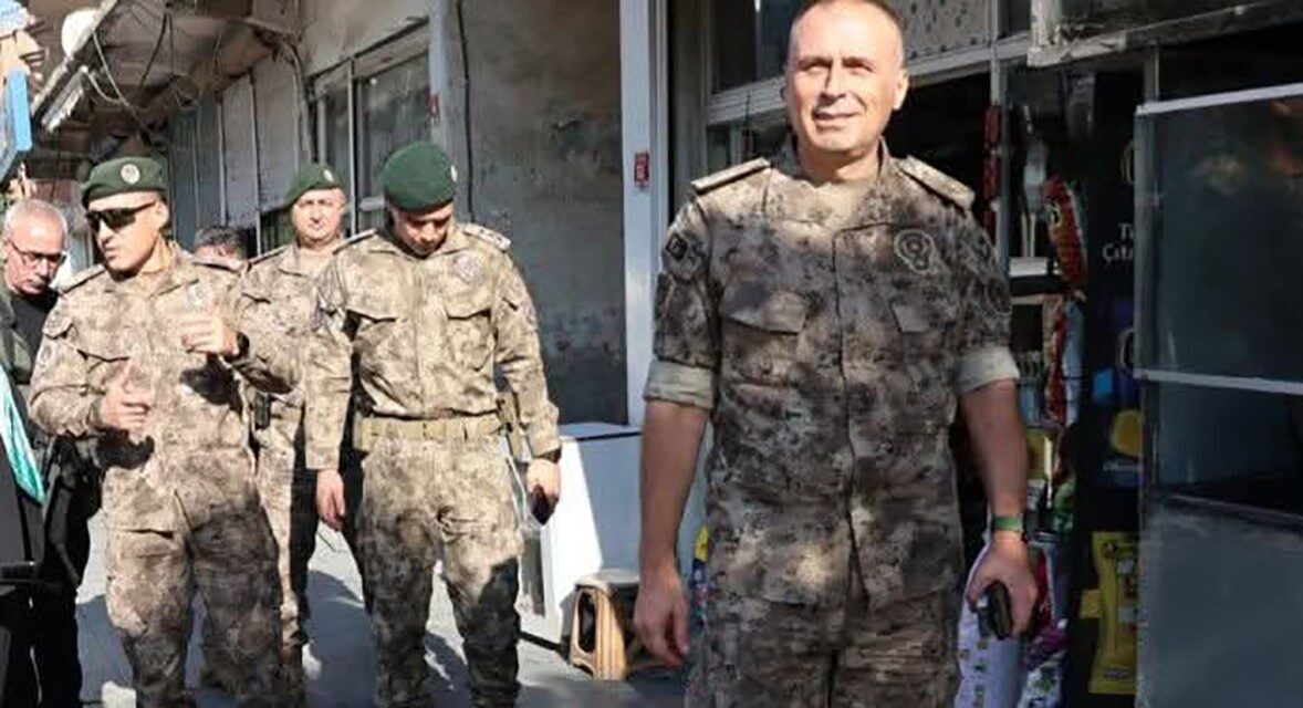 Polis Özel Harekat Başkanı Ünsal Hayal, 1994'te gazi olduğu Cizre'de