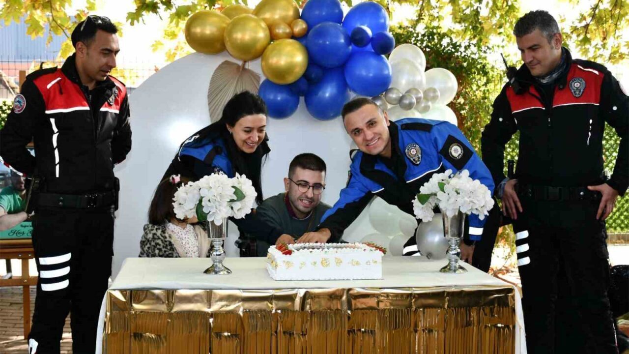 Kırıkkale’de cam kemik hastası 25 yaşındaki Buğra Şahin’in doğum günü,