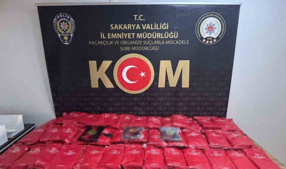 Sakarya'nın Erenler ve Arifiye ilçelerinde düzenlenen kaçakçılık operasyonlarında 5 kişi