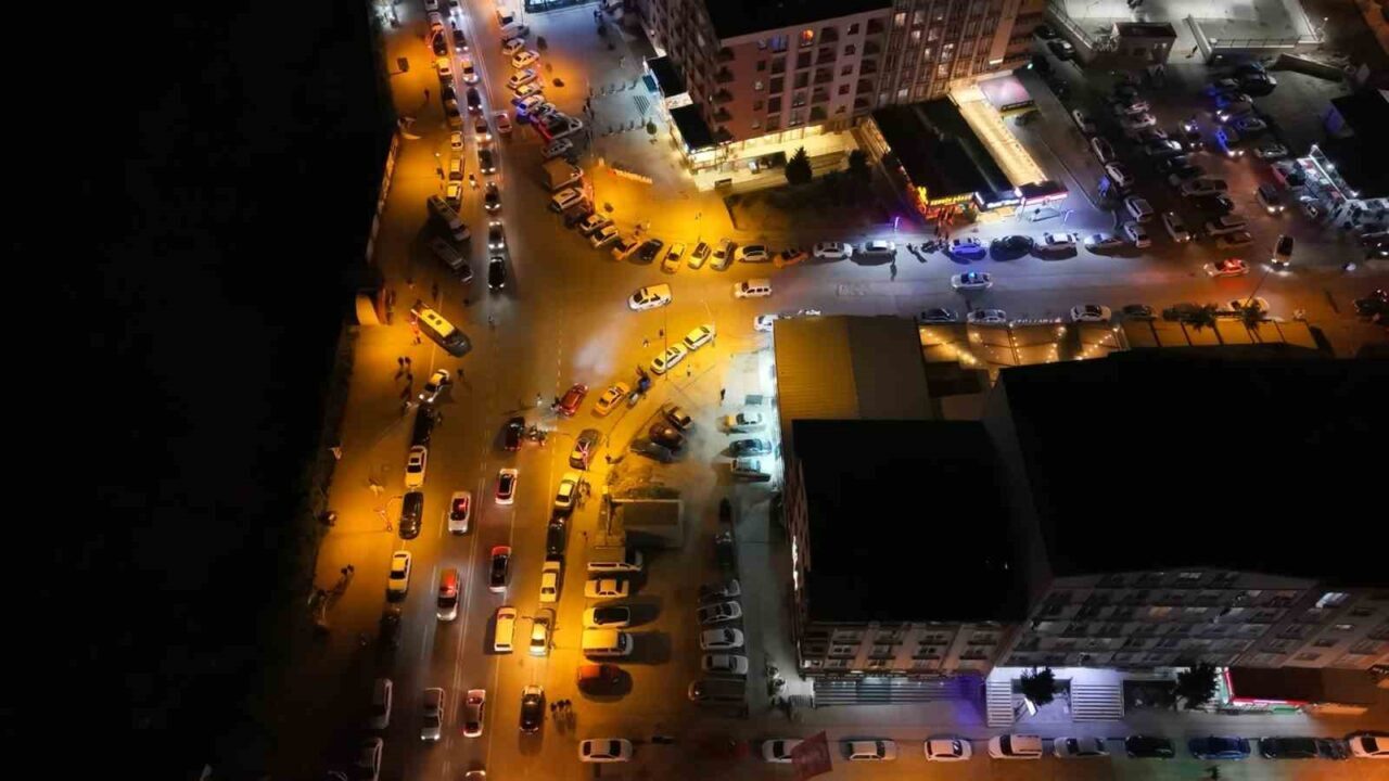 Kırıkkale'nin Yahşihan ilçesinde gerçekleştirilen "Yahşihan’da Emniyettesiniz" denetimlerinde, 1,489 kişi sorgulandı