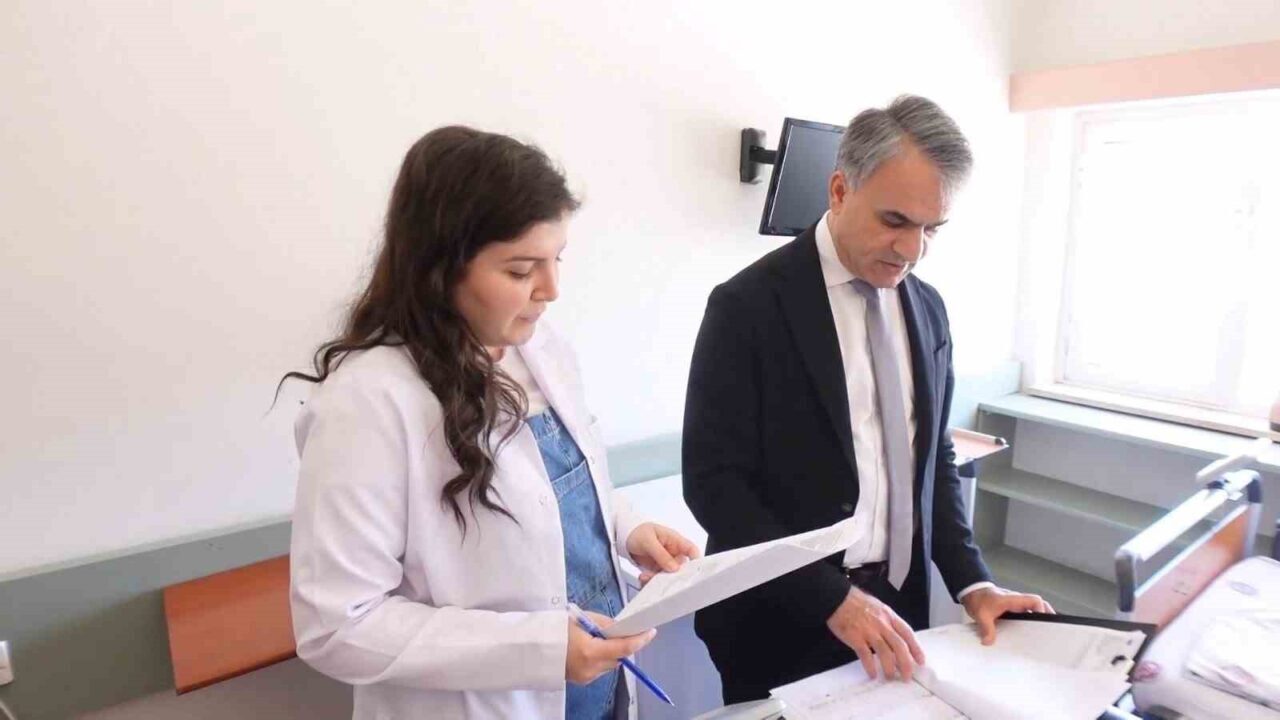 Fırat Üniversitesi Hastanesi'nden Prof. Dr. Nevzat Gözel, gereksiz antibiyotik kullanımının