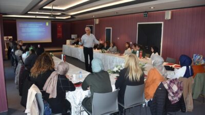 Hayat Hastanesi, sağlık çalışanlarının gelişimi için eğitim programlarına devam ediyor.